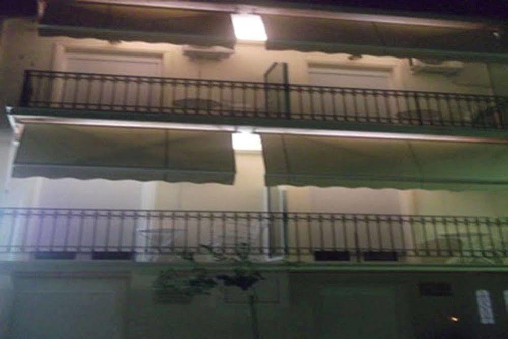 Vagia Kitsa Rooms Лутра Едипсу Екстериор снимка